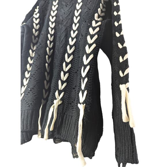 ModX Black Knit Sweater with Cream Accent Size XL NWOT - Picture 4 of 6